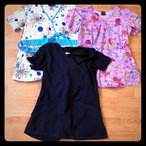 Women’s Scrub Tops Small